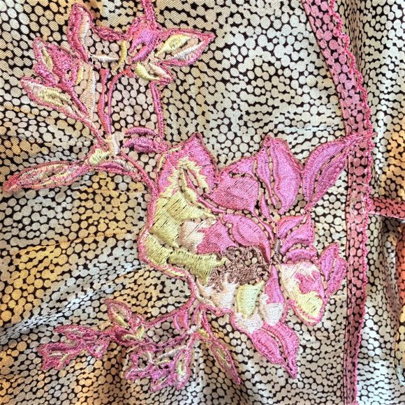 SENSARA Silky Embroidered Detail Robe | Small - Picture 9 of 13